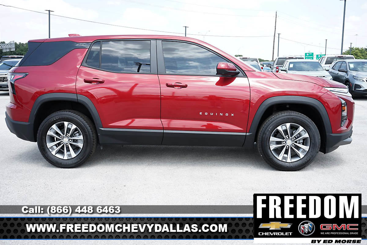 New 2025 Chevrolet Equinox LT w/ Safety and Technology Package image 8