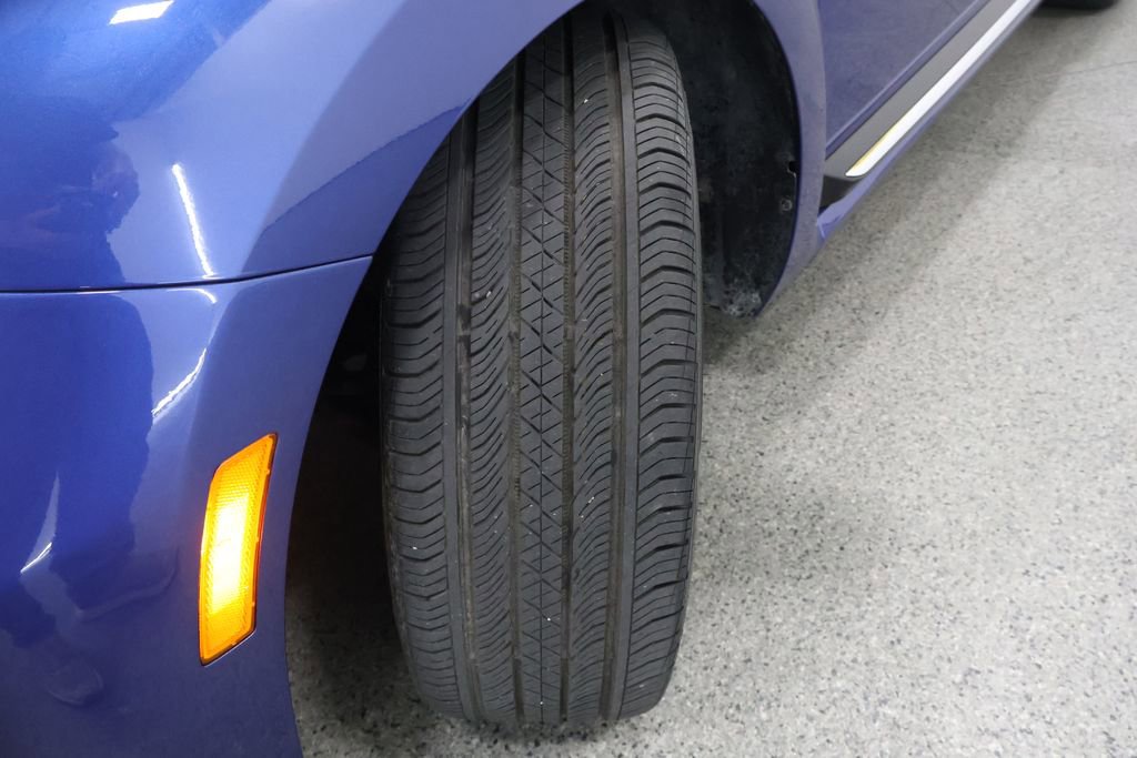 Used 2014 Volkswagen Beetle R-Line FWD image 4