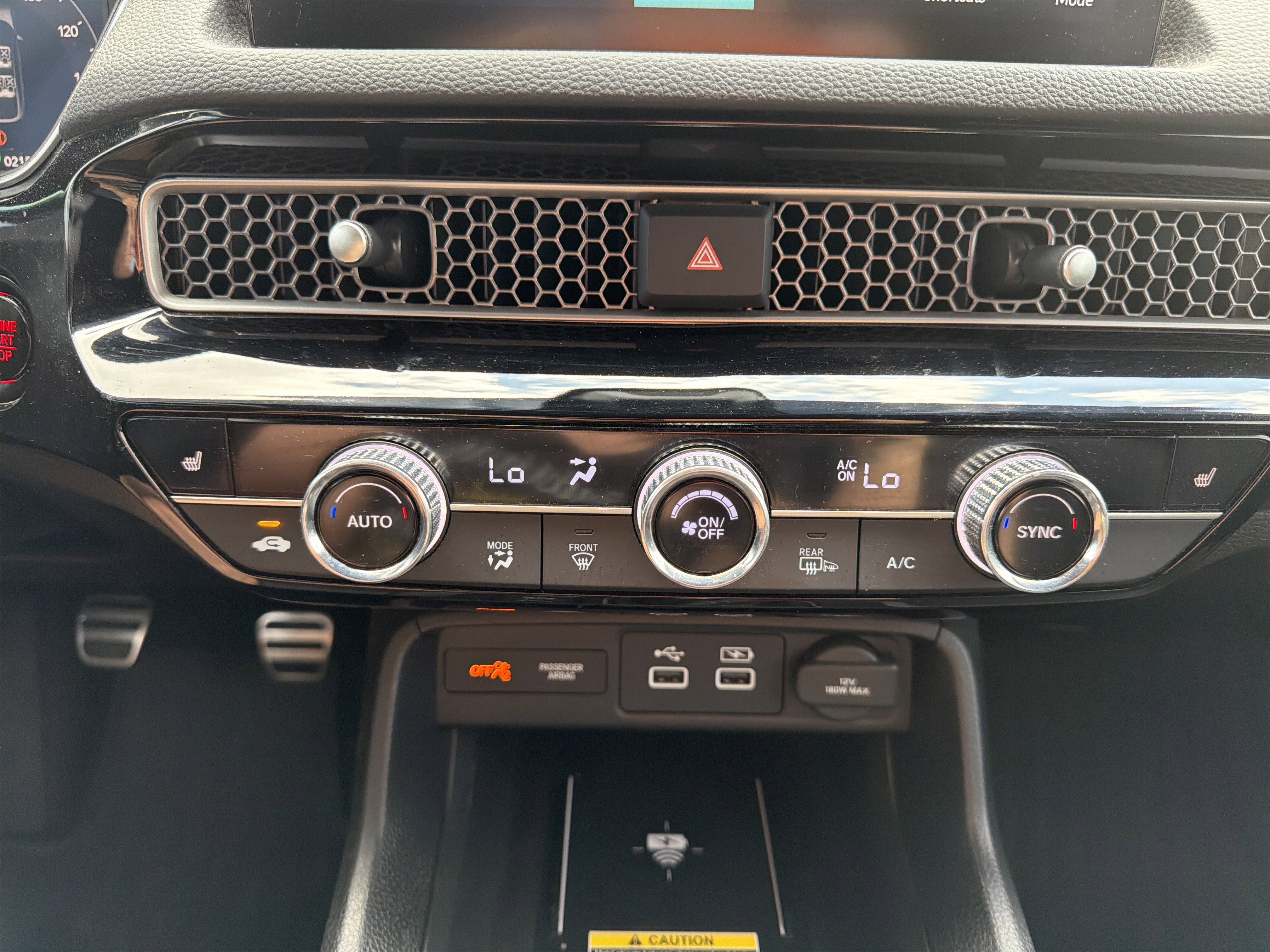 Certified 2024 Honda Civic Sport Touring image 31