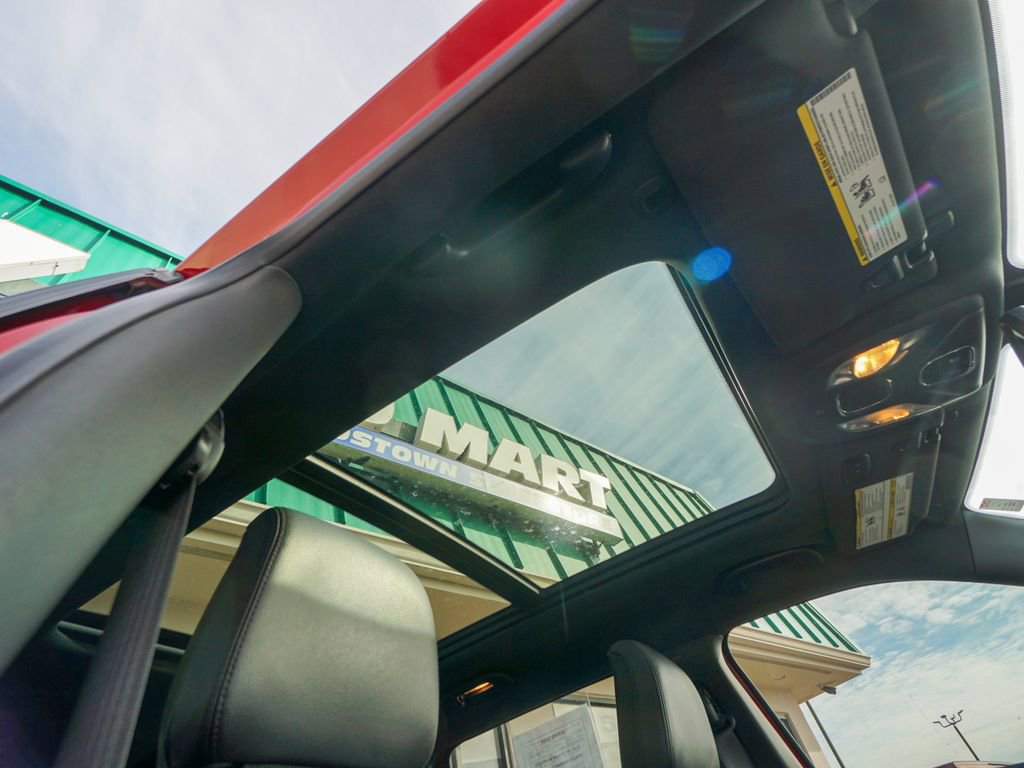 Used 2022 Jeep Compass Limited w/ (RED) Package image 33