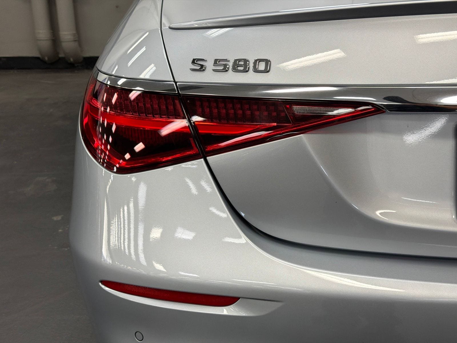 Certified 2023 Mercedes-Benz S 580 4MATIC Sedan image 14