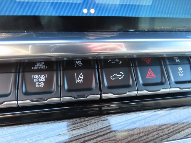 Certified 2024 Chevrolet Silverado 3500 LT image 33