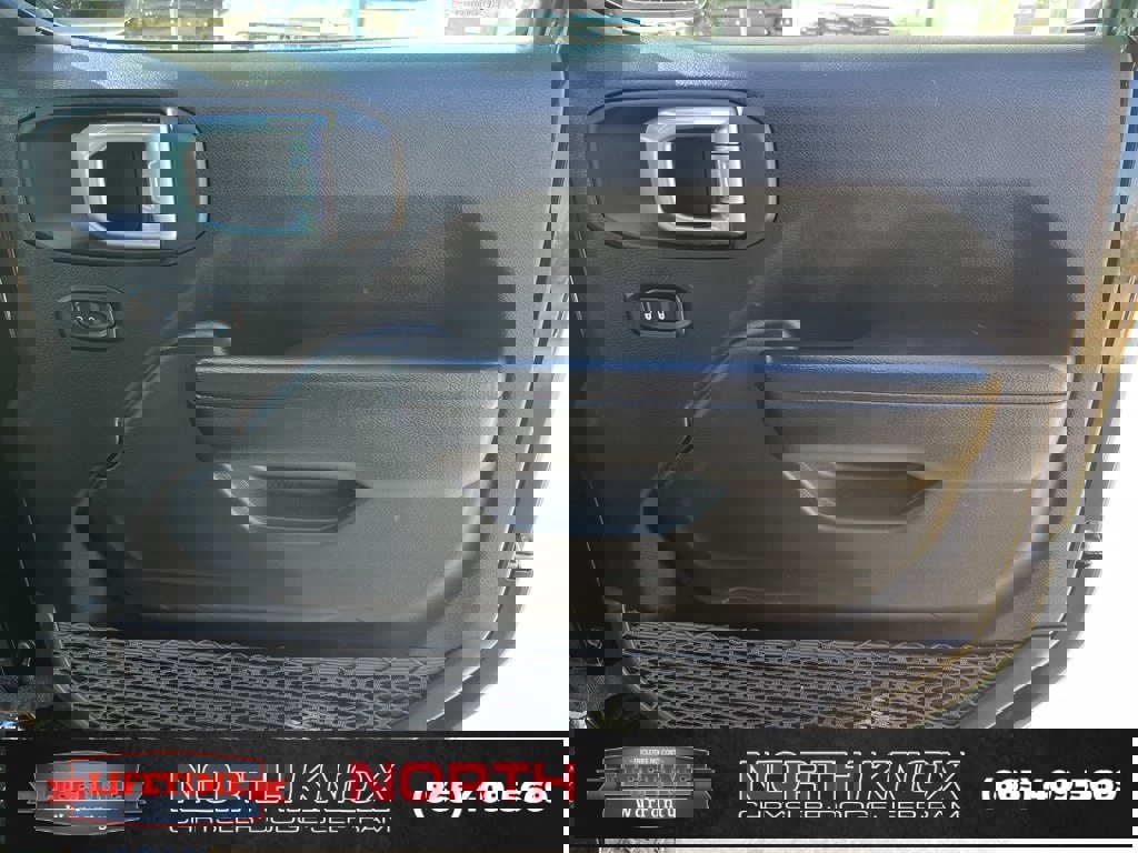 Used 2021 Jeep Gladiator Sport image 28