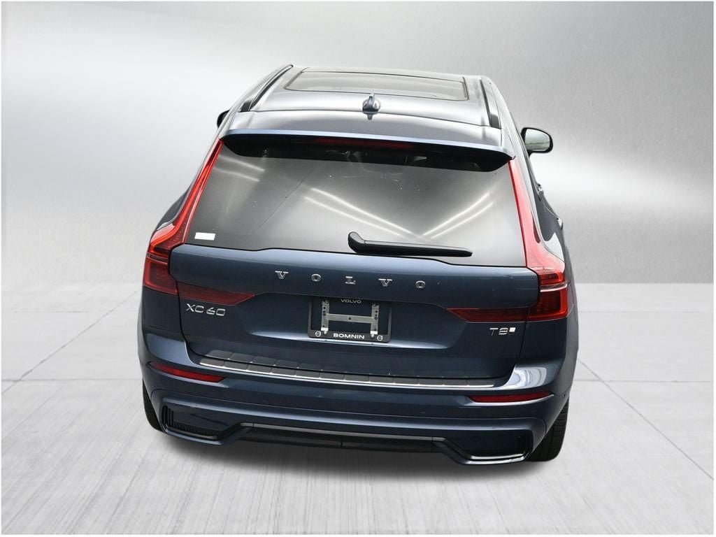 New 2026 Volvo XC60 T8 Ultra w/ Protection Package Premier AWD/4WD image 16