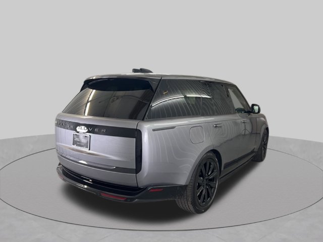 New 2026 Land Rover Range Rover SE AWD/4WD image 4