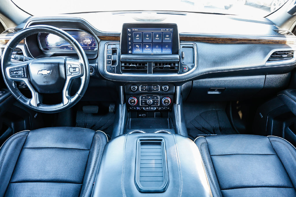 Used 2024 Chevrolet Tahoe Premier AWD/4WD image 20