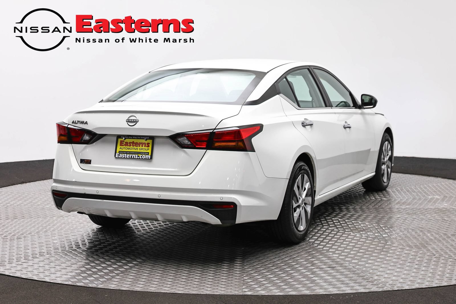 Used 2024 Nissan Altima 2.5 S FWD image 5
