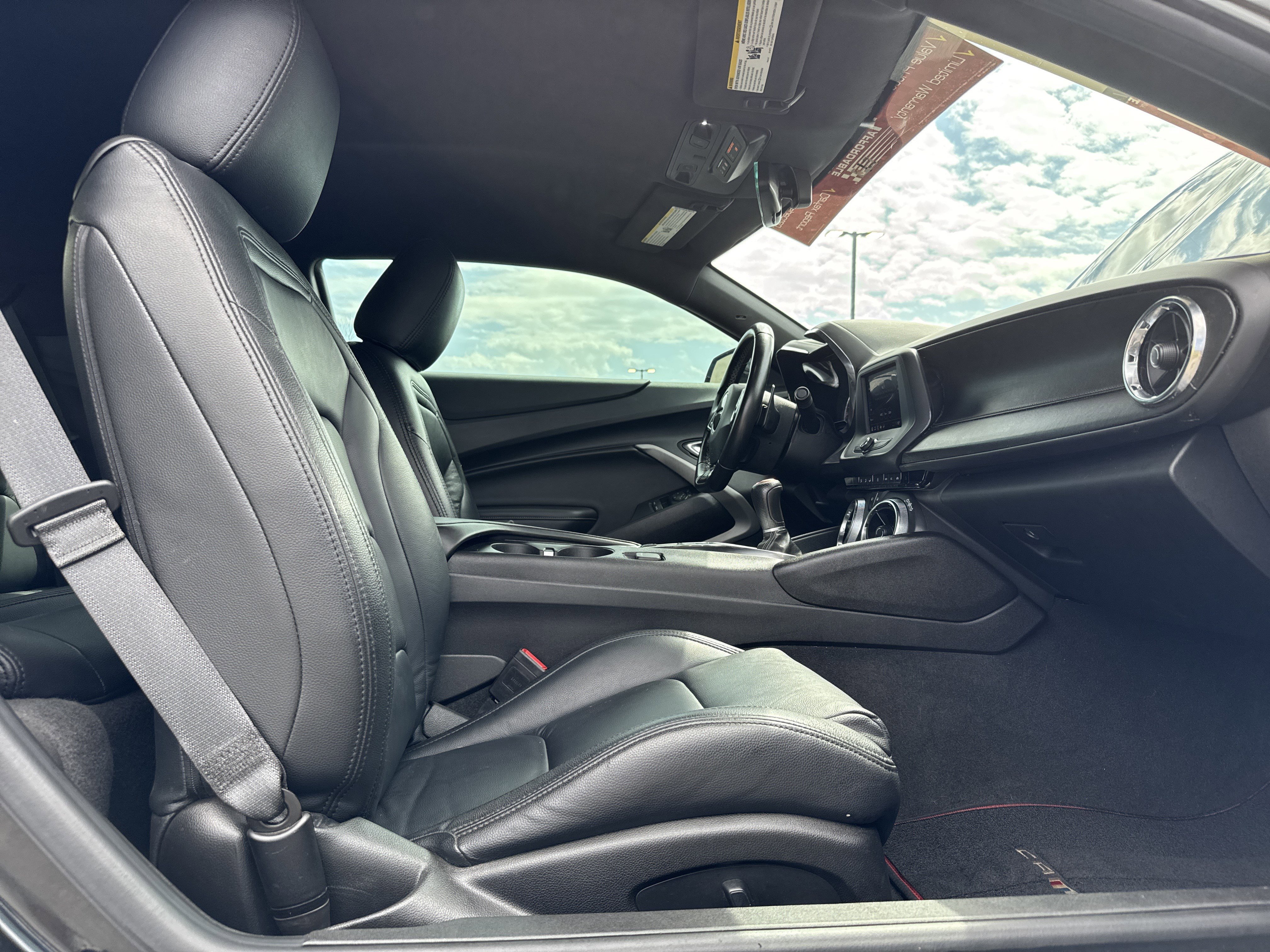 Used 2022 Chevrolet Camaro LT w/ RS Package image 27