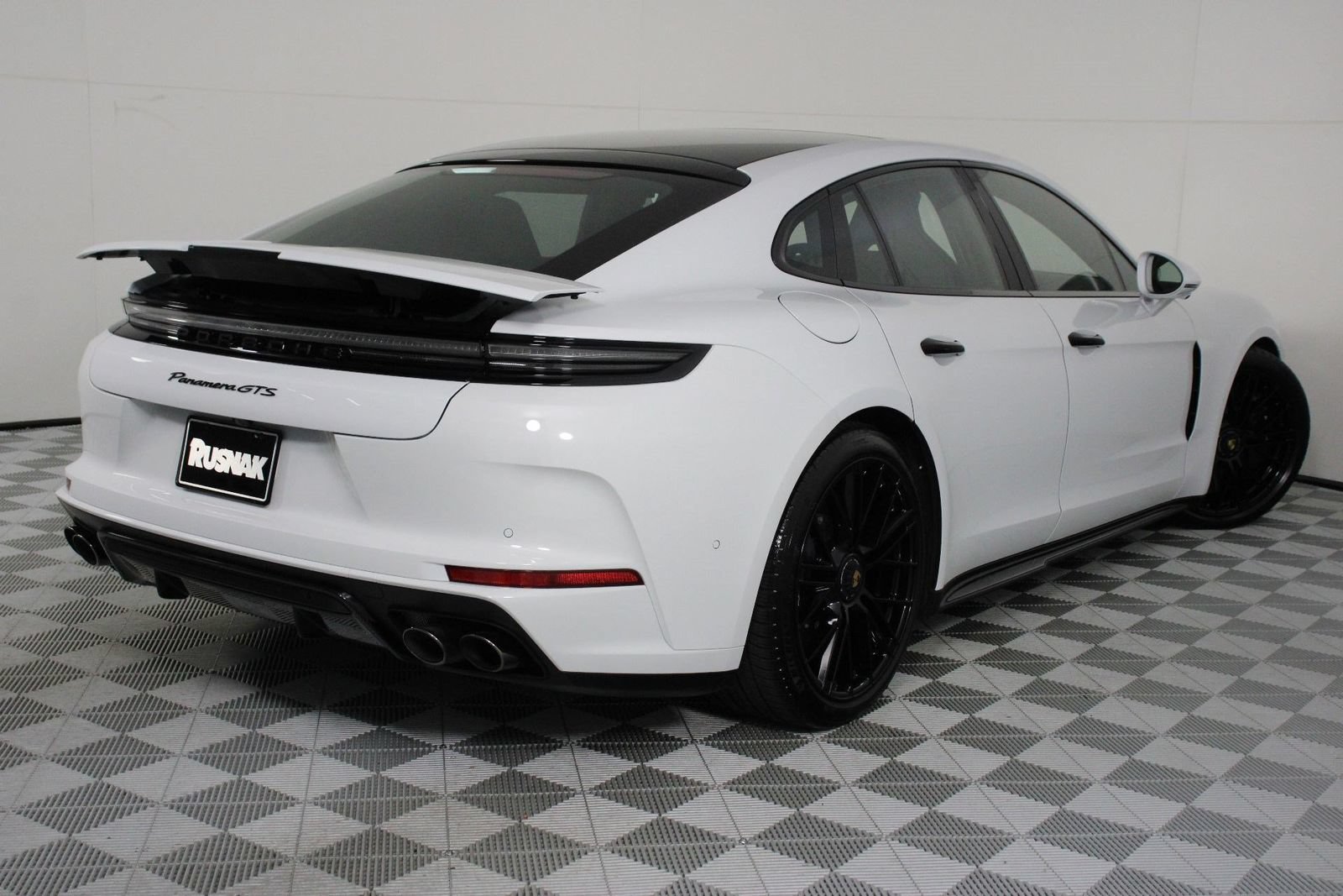 Certified 2026 Porsche Panamera GTS AWD/4WD image 7