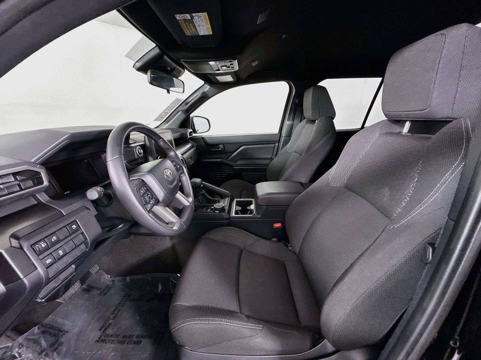 Certified 2025 Toyota 4Runner SR5 AWD/4WD image 3