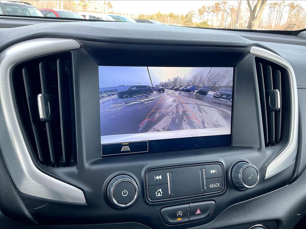 Used 2024 GMC Terrain SLT image 18