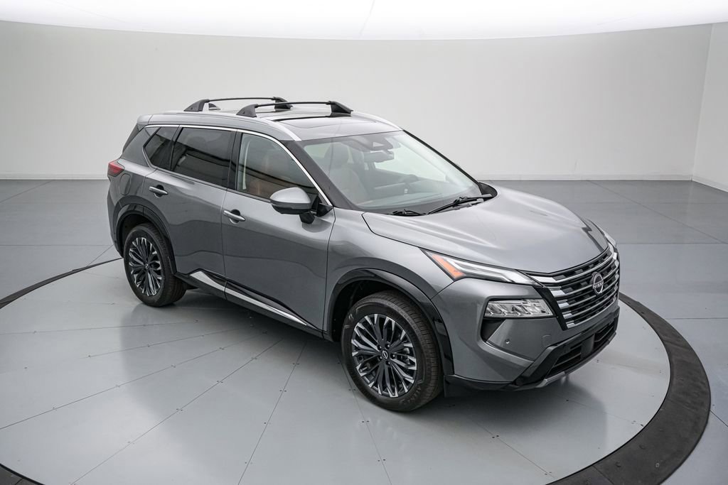 Used 2025 Nissan Rogue Platinum AWD/4WD image 3