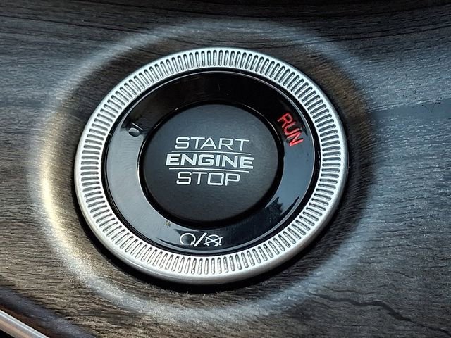 Used 2021 Jeep Grand Cherokee L Limited w/ Luxury Tech Group II image 26