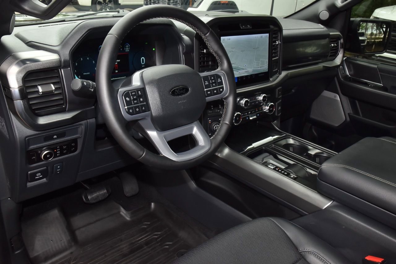 Certified 2025 Ford F150 Lariat w/ Equipment Group 501A Mid image 36