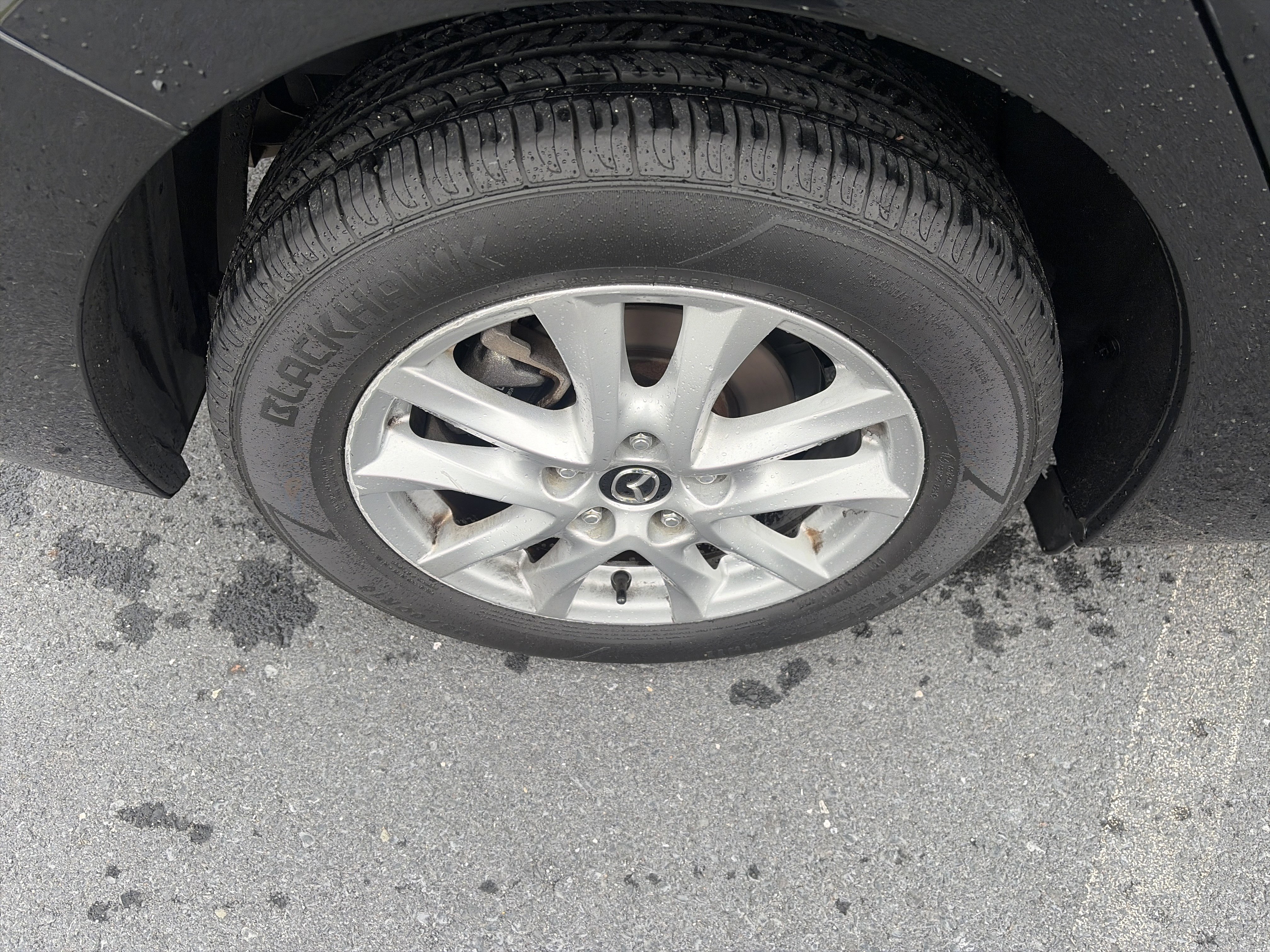 Used 2018 MAZDA MAZDA3 Sport w/ Preferred Equipment Package FWD image 10