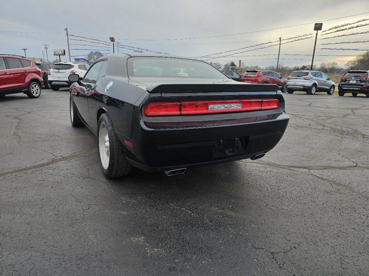 Used 2013 Dodge Challenger SXT image 24