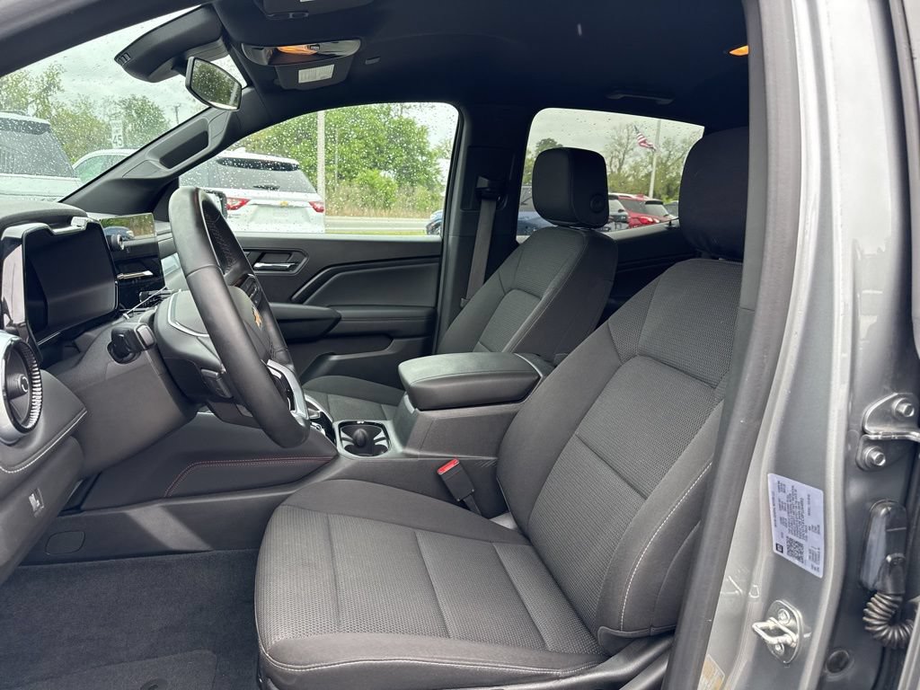 Used 2023 Chevrolet Colorado LT w/ LT Convenience Package AWD/4WD image 7