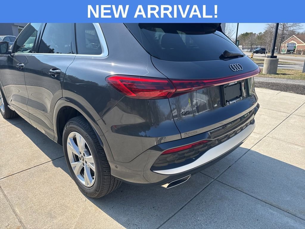 Used 2025 Audi Q5 Premium w/ Convenience Package image 6