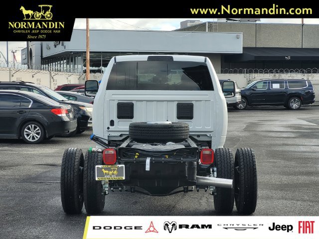 New 2026 RAM 5500 Tradesman AWD/4WD image 5