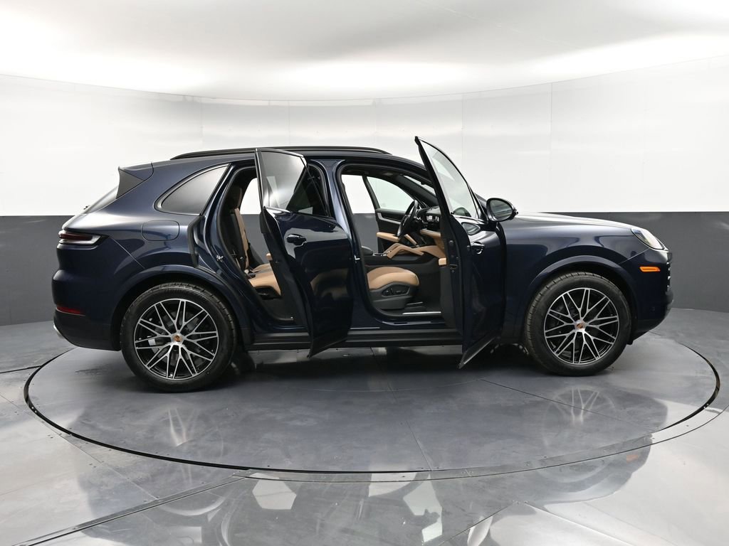 New 2026 Porsche Cayenne image 35