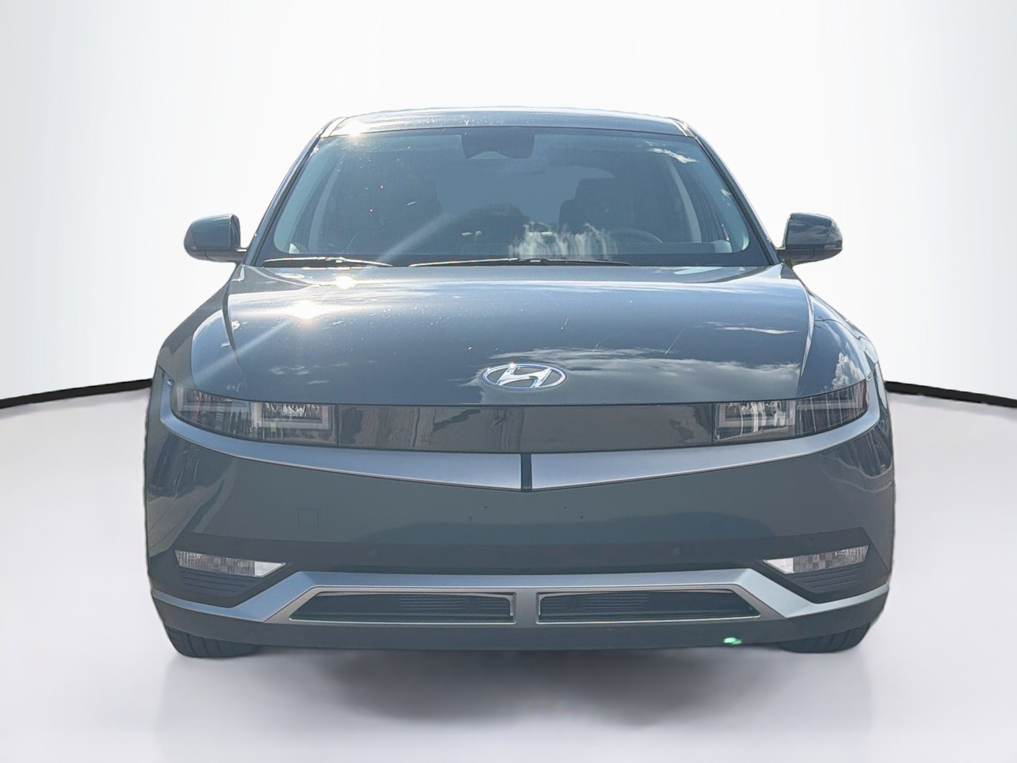Used 2024 Hyundai Ioniq 5 SEL AWD/4WD image 2