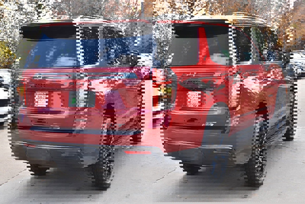 Used 2022 Chevrolet Tahoe RST image 8