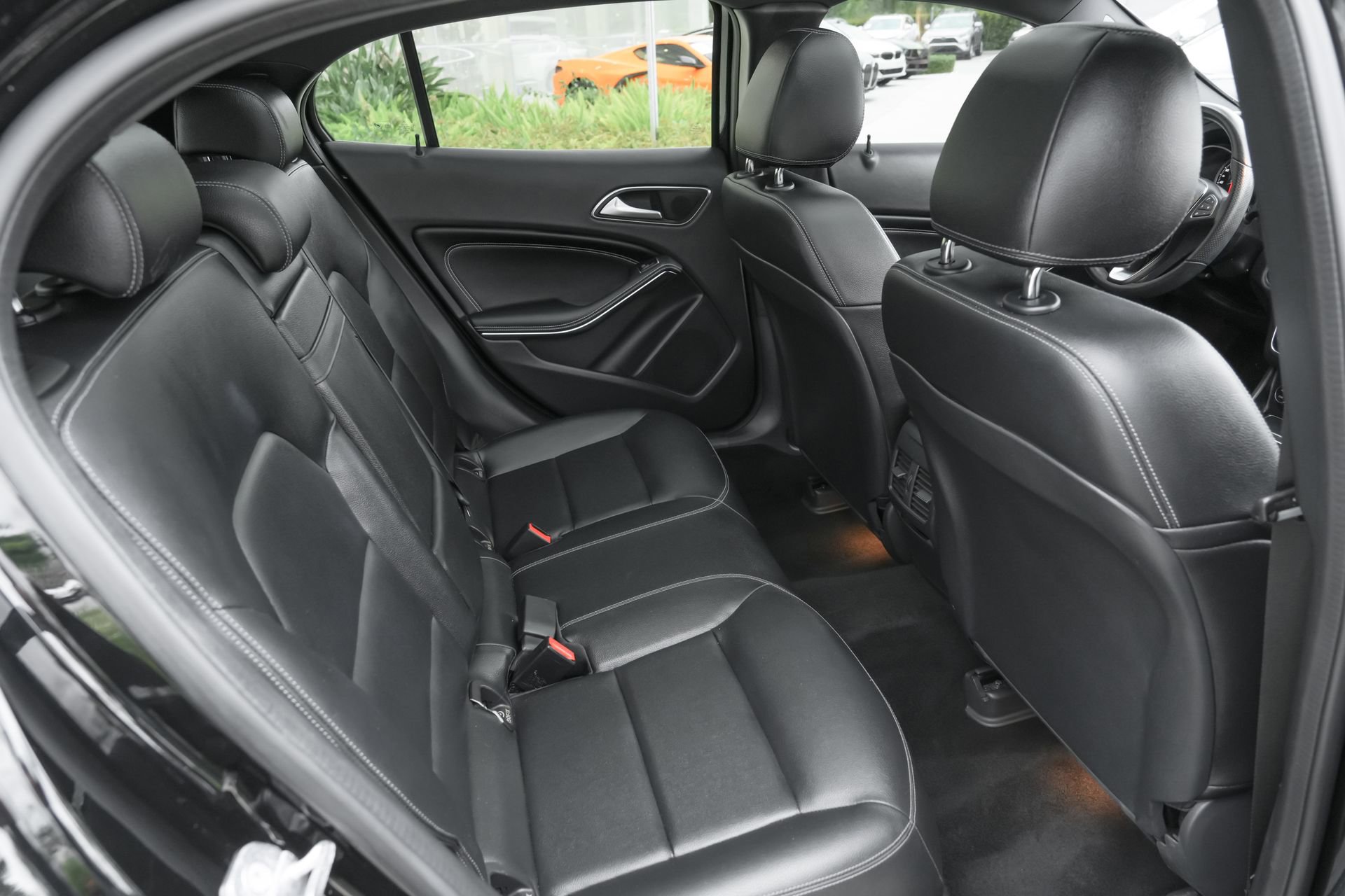 Used 2020 Mercedes-Benz GLA 250 4MATIC image 37