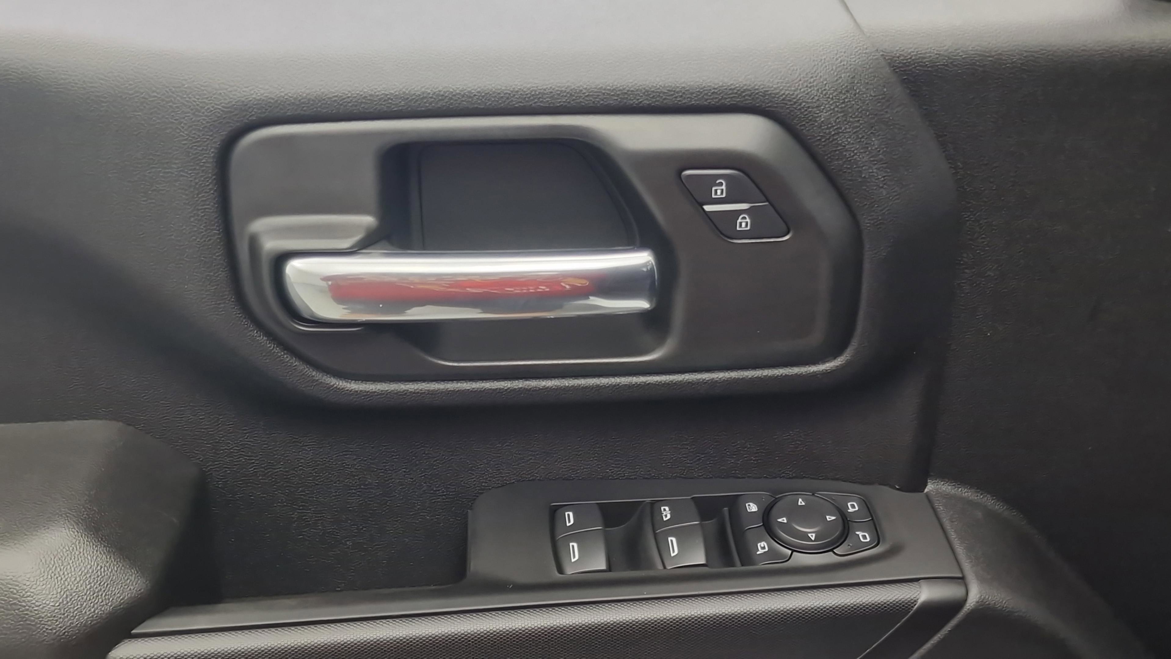 New 2026 Chevrolet Silverado 2500 Custom w/ Custom Value Package image 14