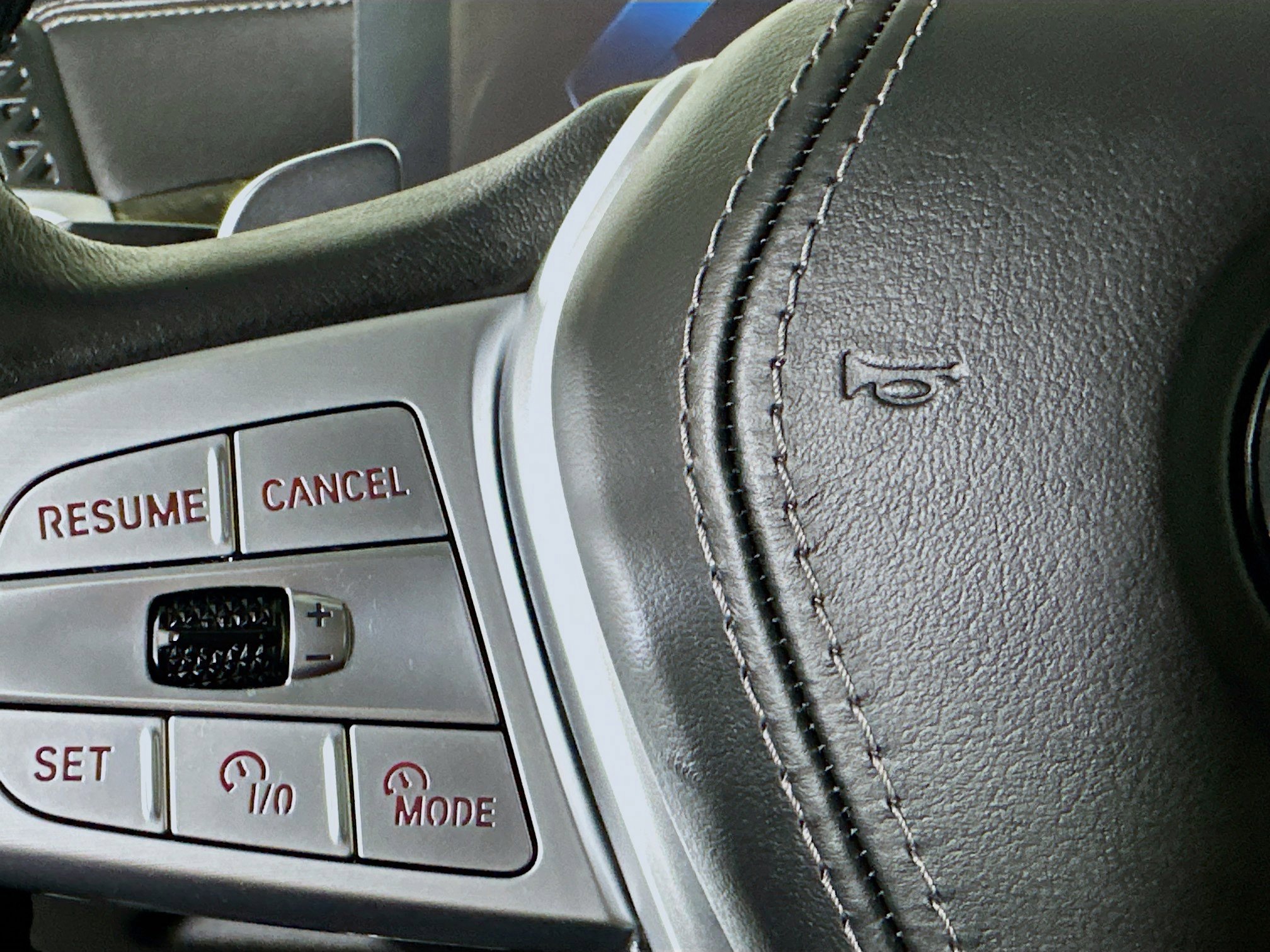 Used 2025 BMW X7 xDrive40i image 16