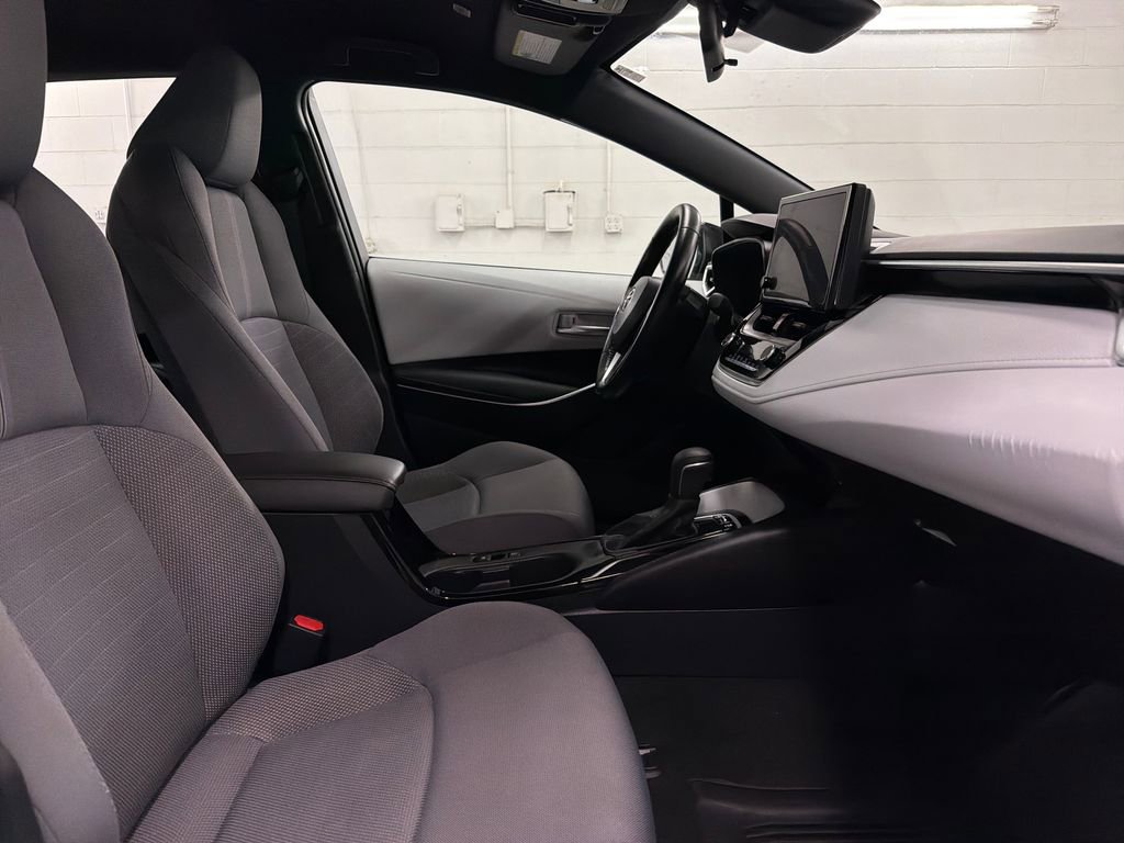 Used 2023 Toyota Corolla SE image 28