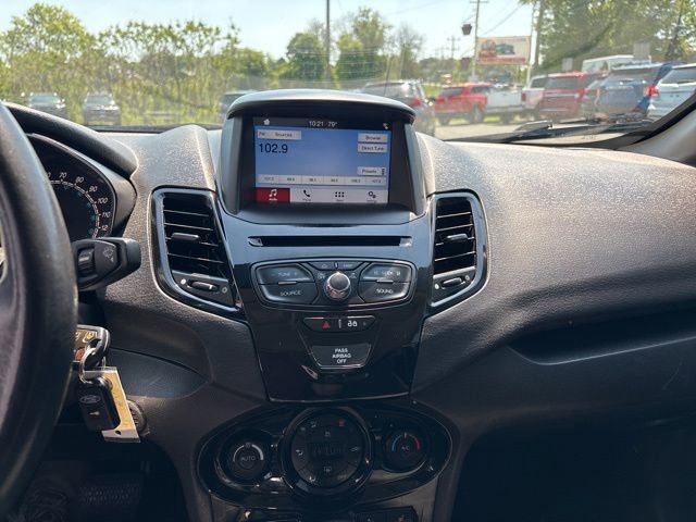 Used 2019 Ford Fiesta SE w/ Equipment Group 201A FWD image 14