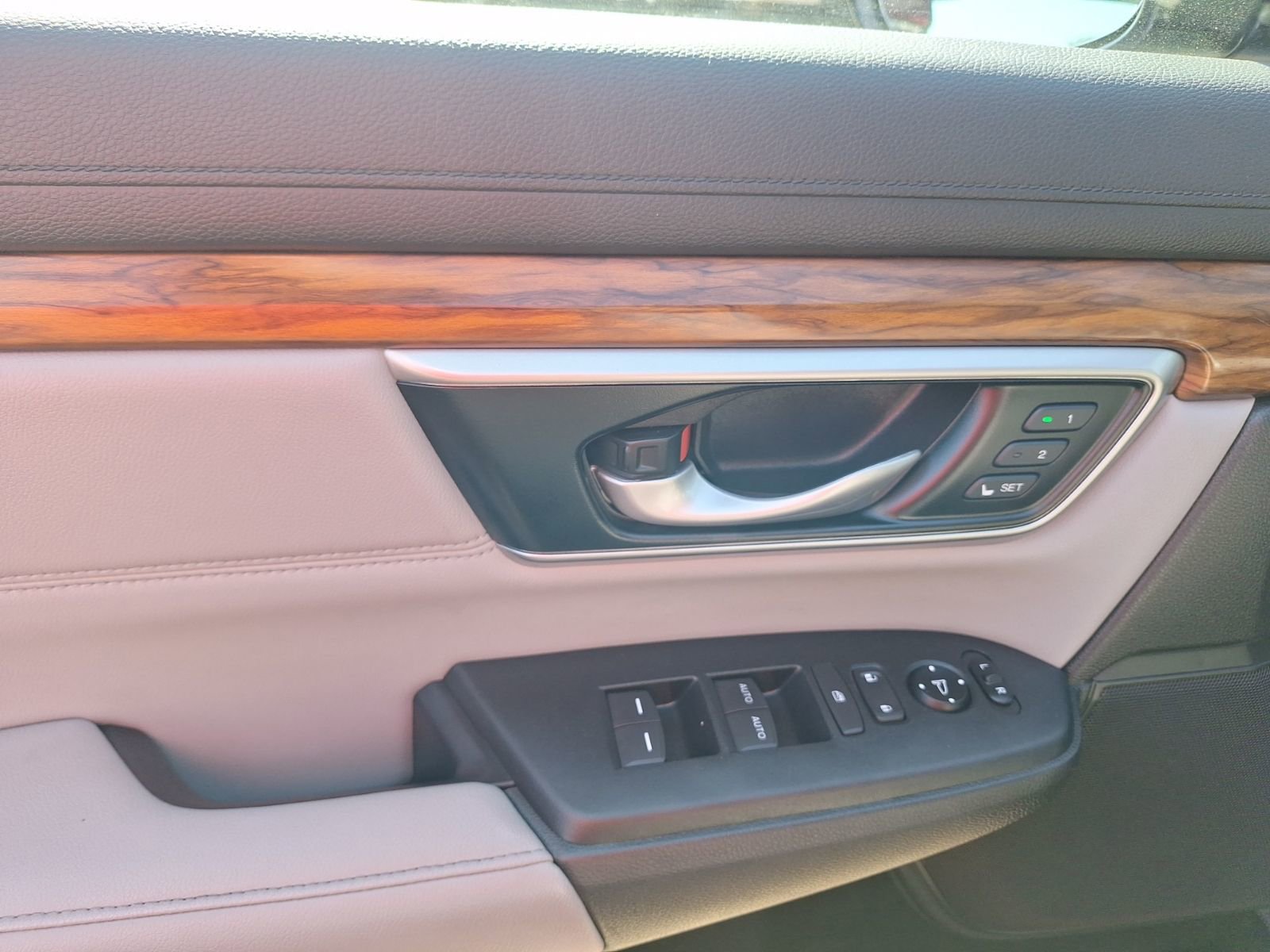 Used 2022 Honda CR-V EX-L image 17