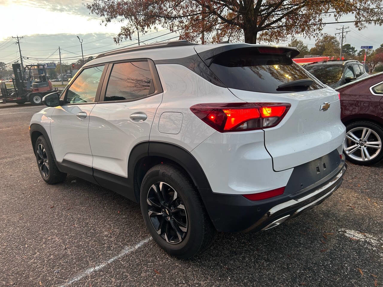 Used 2021 Chevrolet TrailBlazer LT w/ Convenience Package image 7