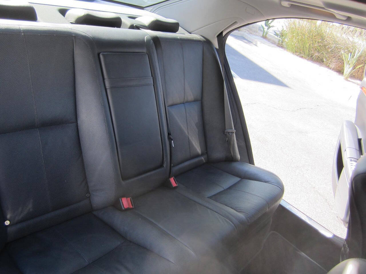 Used 2008 Mercedes-Benz S 550 image 16