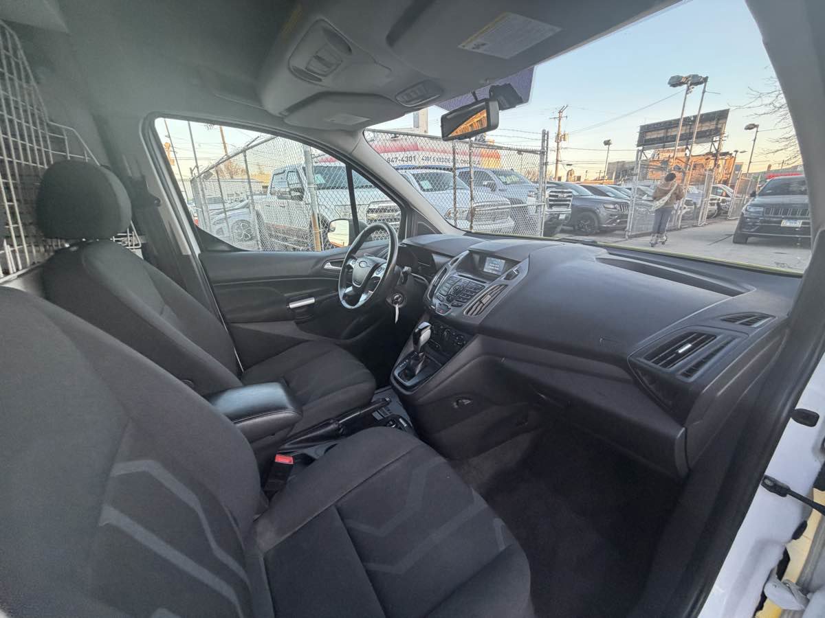 Used 2015 Ford Transit Connect XLT image 20