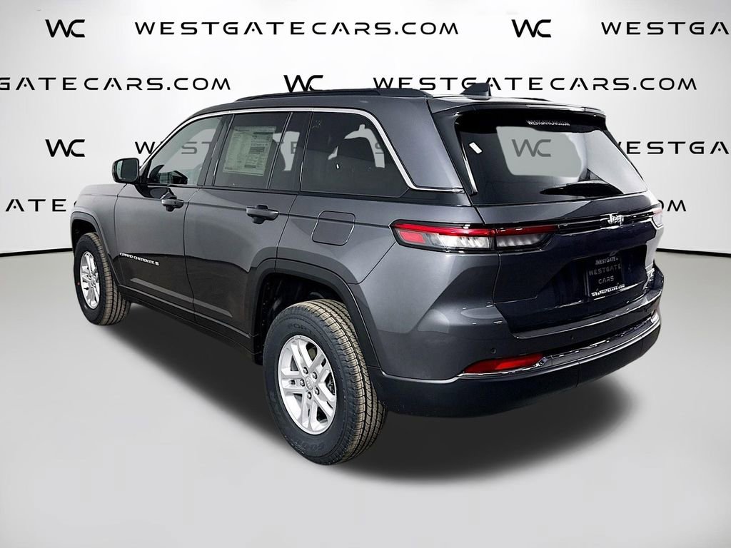 New 2025 Jeep Grand Cherokee Laredo image 5