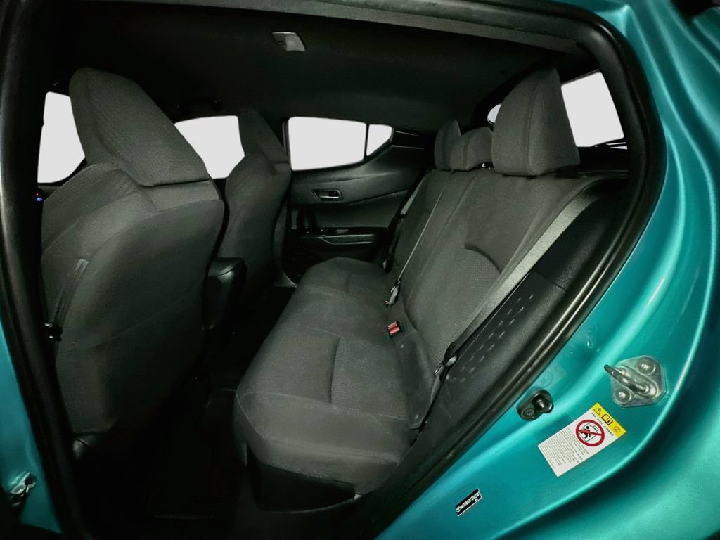Used 2018 Toyota C-HR XLE FWD image 33