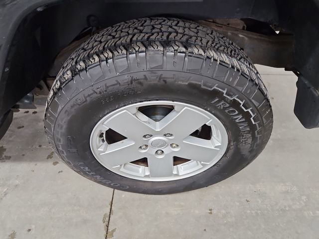 Used 2012 Jeep Wrangler Unlimited Sahara w/ Dual Top Group image 14