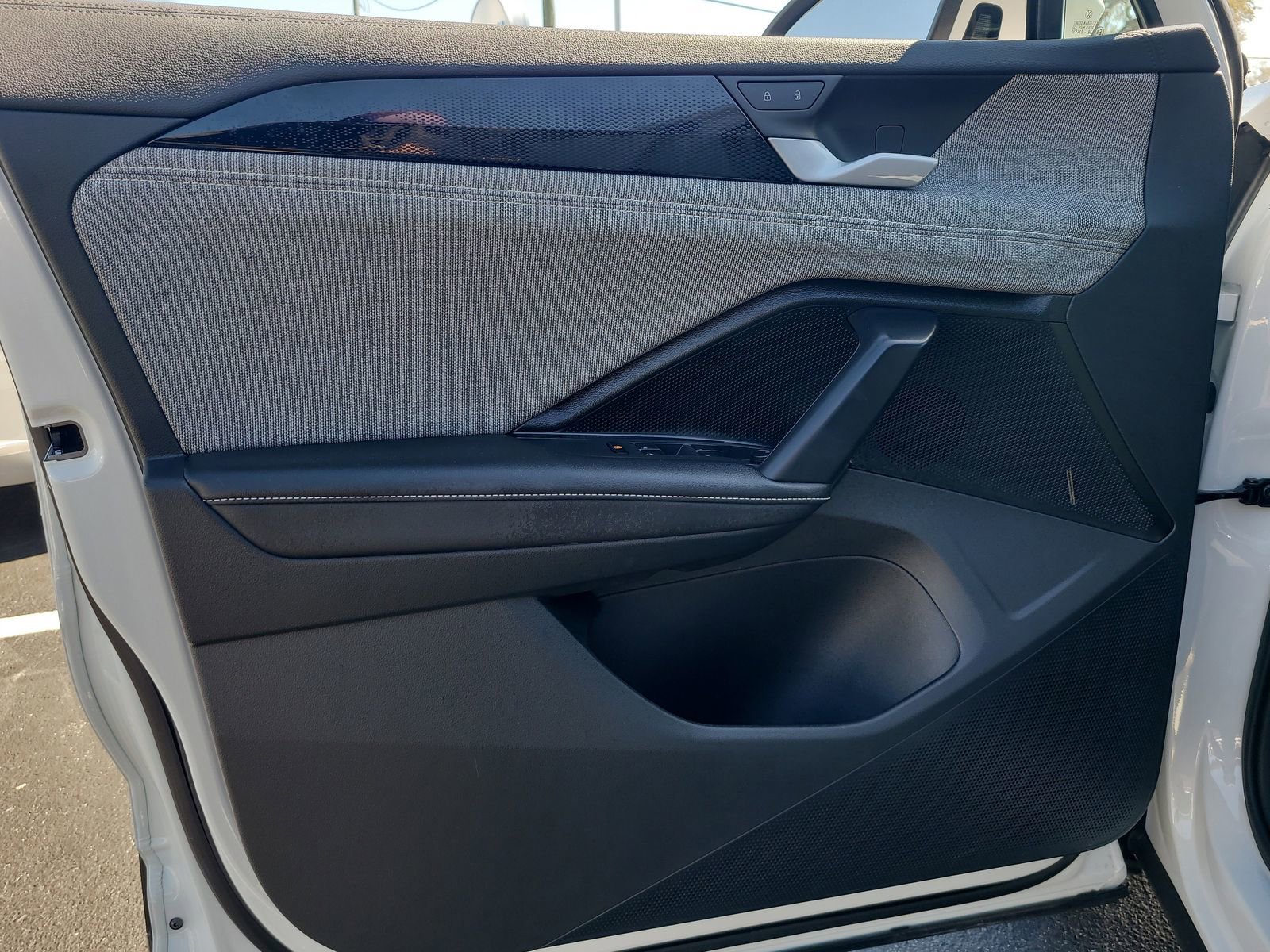 Certified 2025 Volkswagen Tiguan S image 16