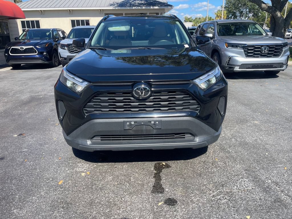 Used 2025 Toyota RAV4 XLE w/ Convenience Package AWD/4WD image 9