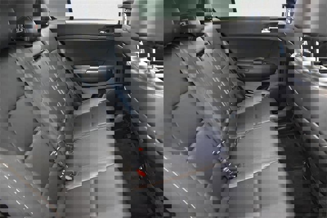 Used 2017 Kia Sportage EX w/ EX Technology Package image 19