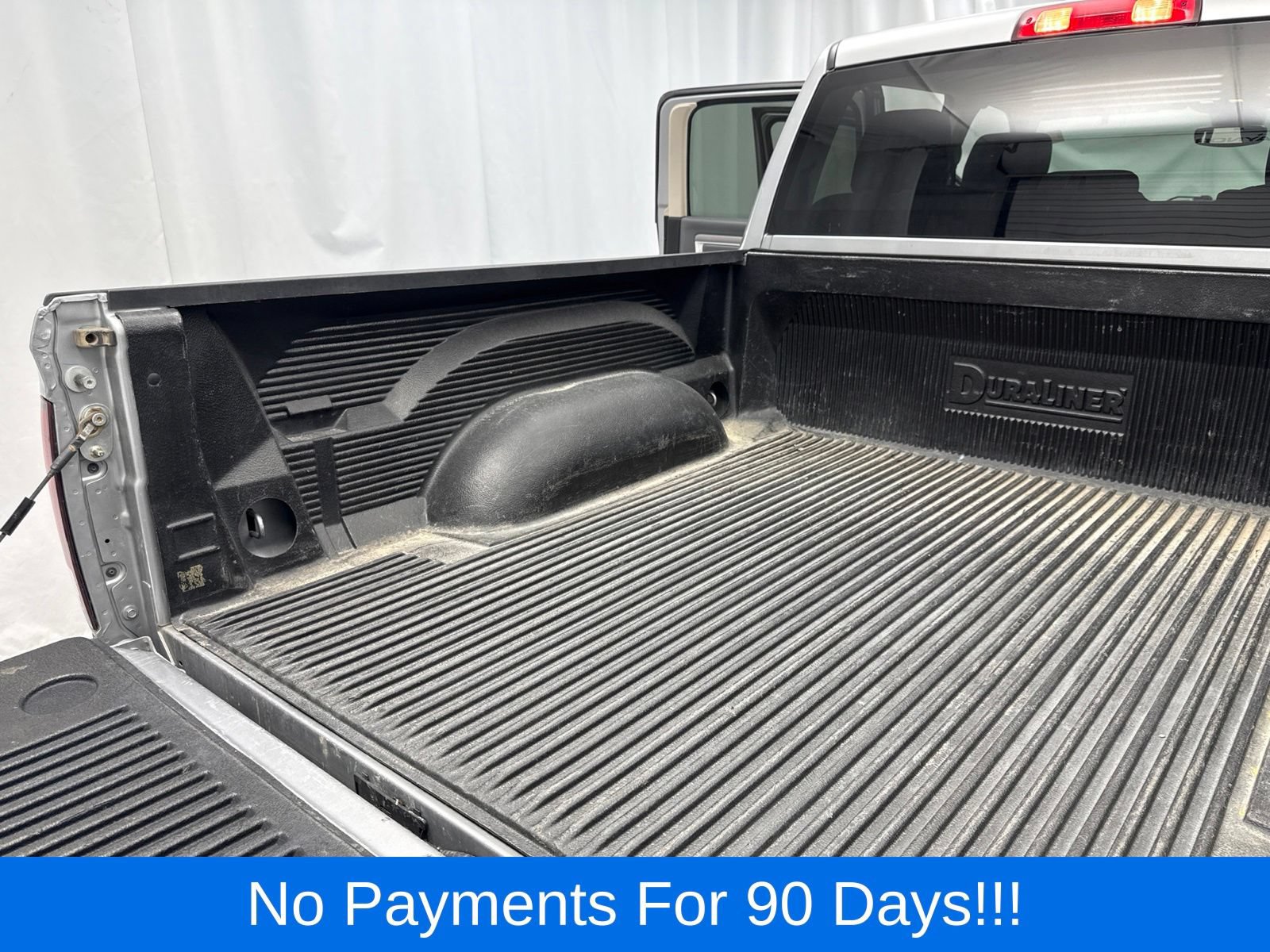 Used 2022 RAM 1500 Classic SLT w/ Protection Group AWD/4WD image 40