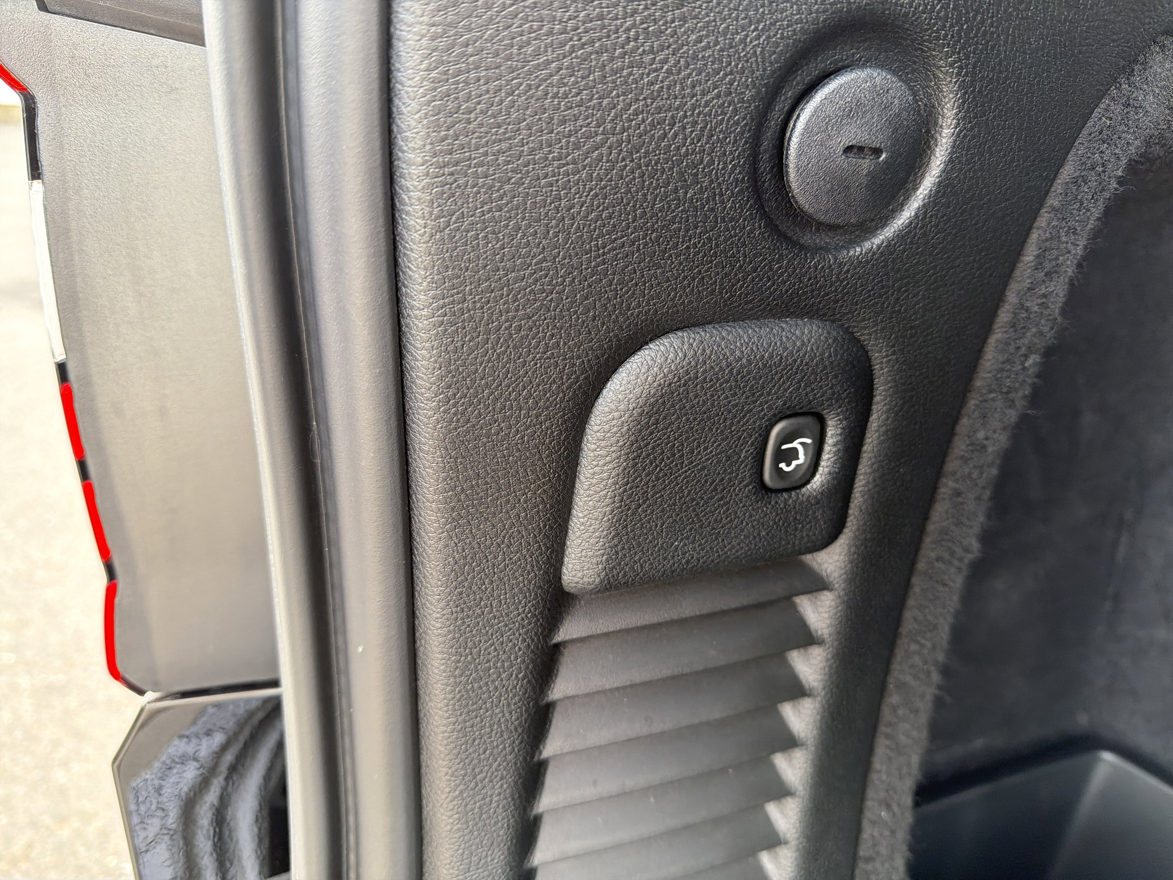 Used 2023 Dodge Durango Citadel image 34