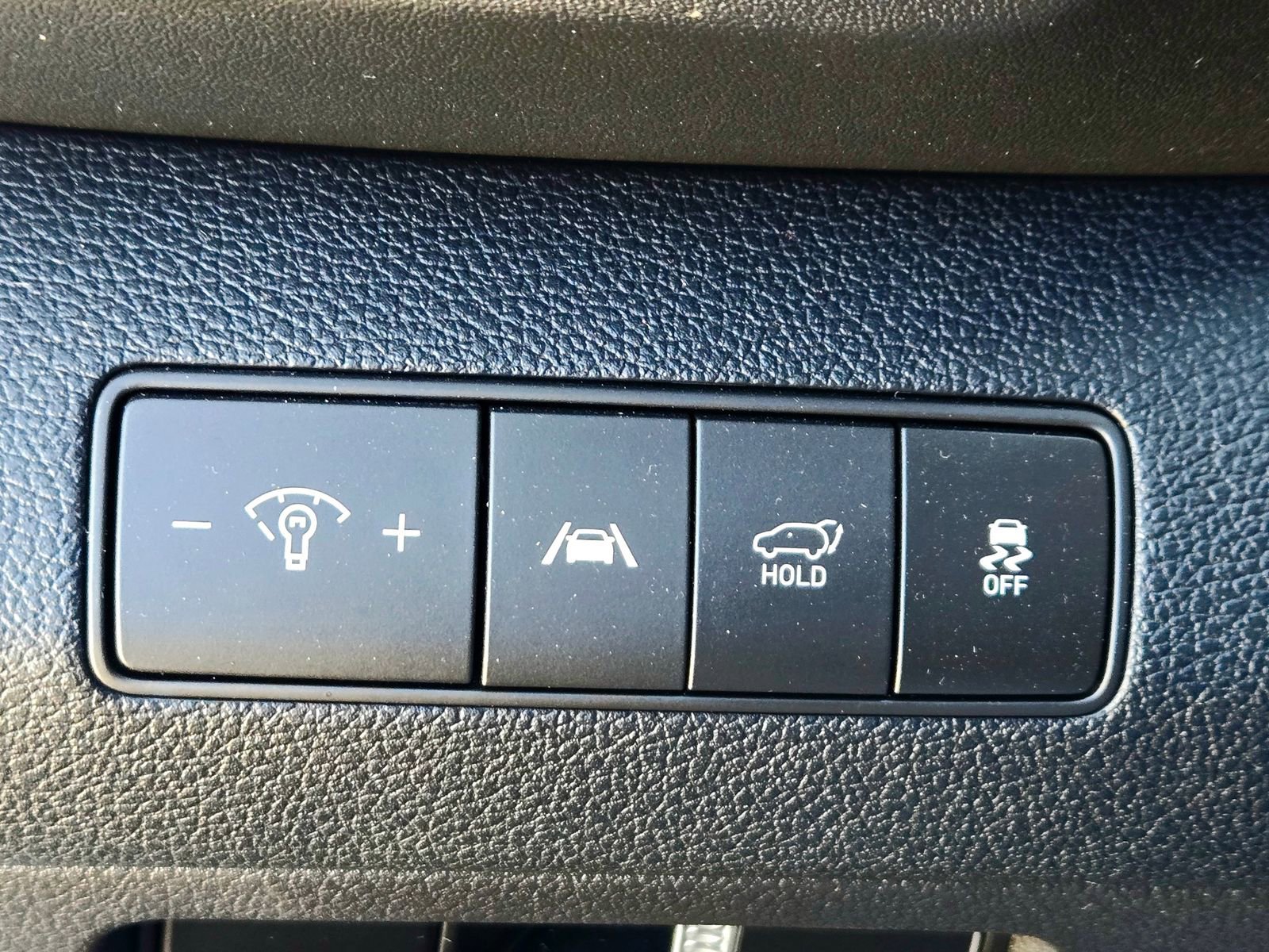 Certified 2023 Hyundai Santa Fe SEL image 23