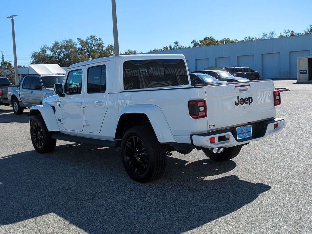 Used 2021 Jeep Gladiator Overland image 7