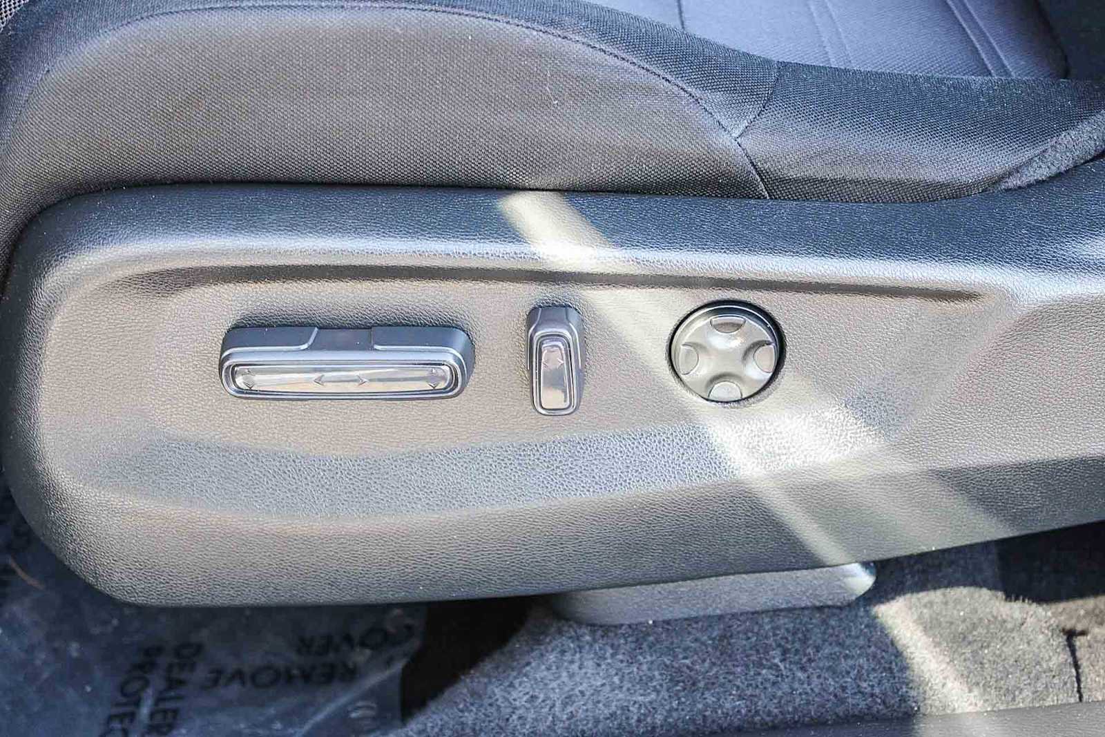 Certified 2022 Honda CR-V EX image 17