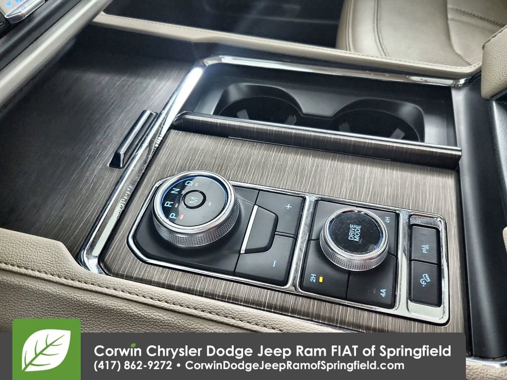 Used 2024 Ford Expedition Limited image 21