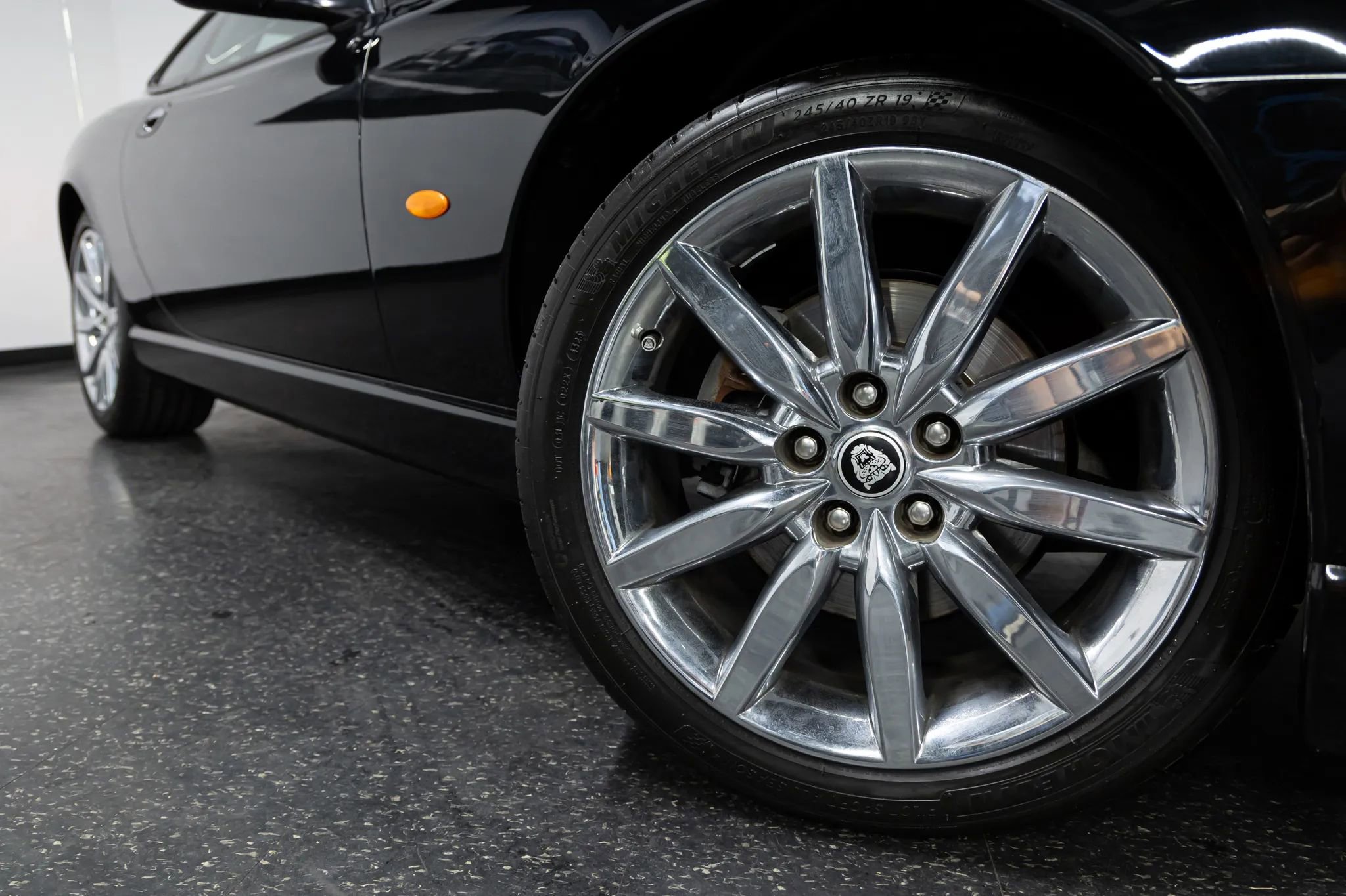 Used 2006 Jaguar XK8 Coupe image 8