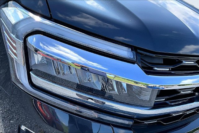 Used 2024 Ford Expedition Limited AWD/4WD image 31