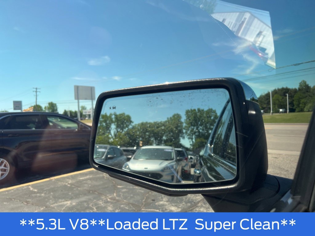 Used 2023 Chevrolet Silverado 1500 LTZ AWD/4WD image 15